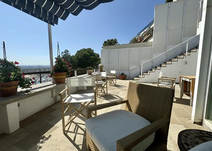 Azure 埃斯塔蒂特