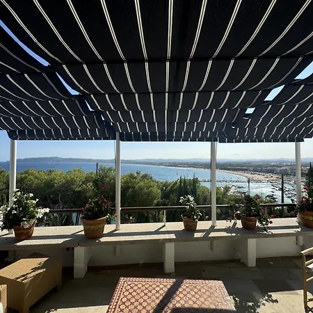 Azure Villa *