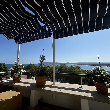 Vila Azure *