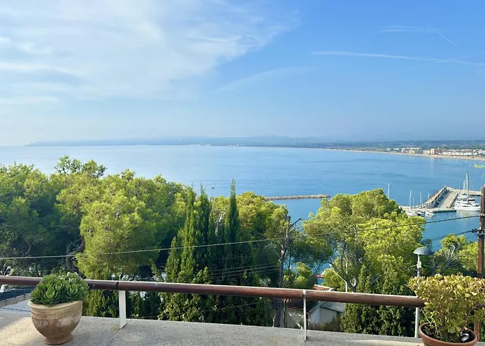 Azure Villa *